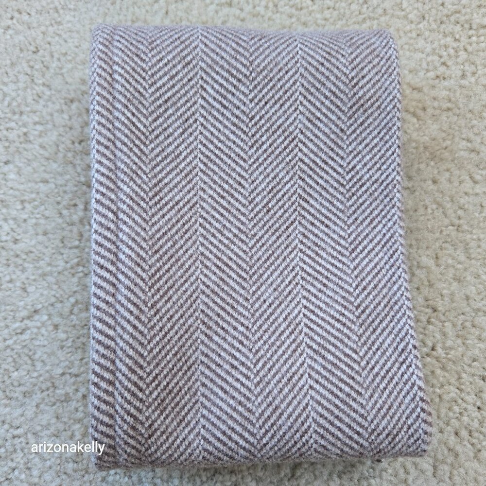 NWOT Tan Wool Herringbone Tailored/Structured Scarf Menswear Haberdashery - Picture 3 of 14